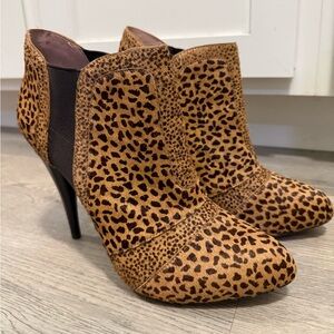 BCBGeneration Leopard Print Ankle Boots Heels Size 9